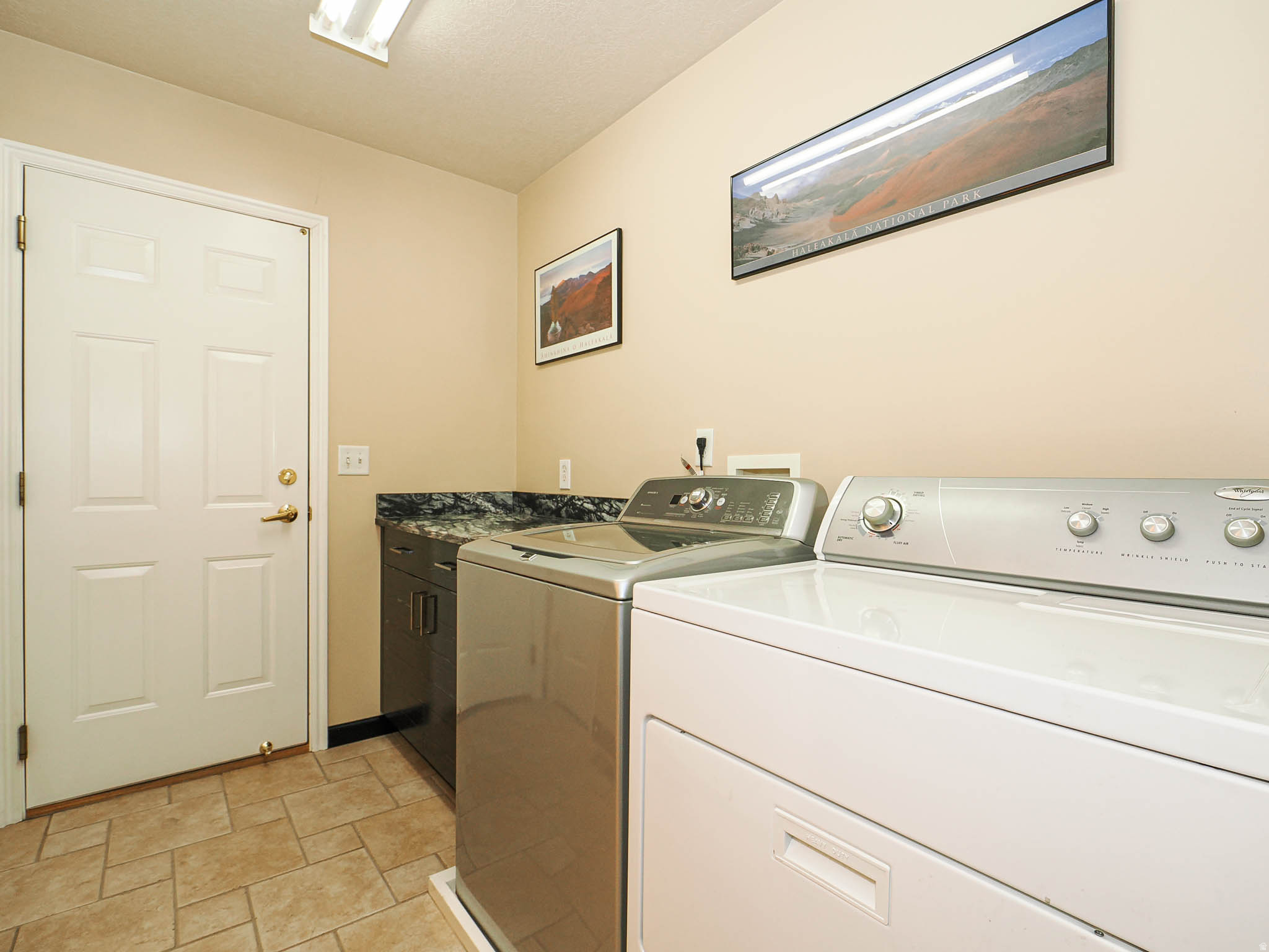 PARKWAY EST - Residential