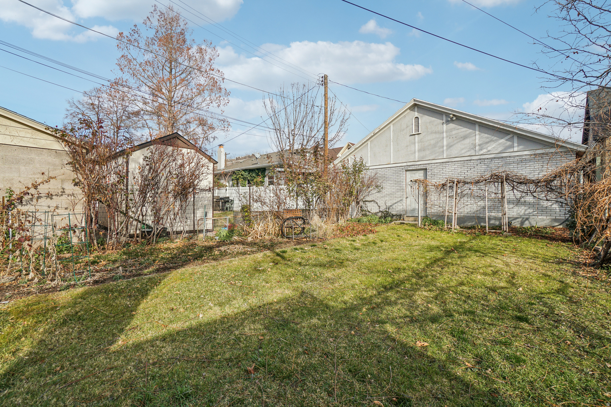 ARLINGTON HEIGHTS - Residential