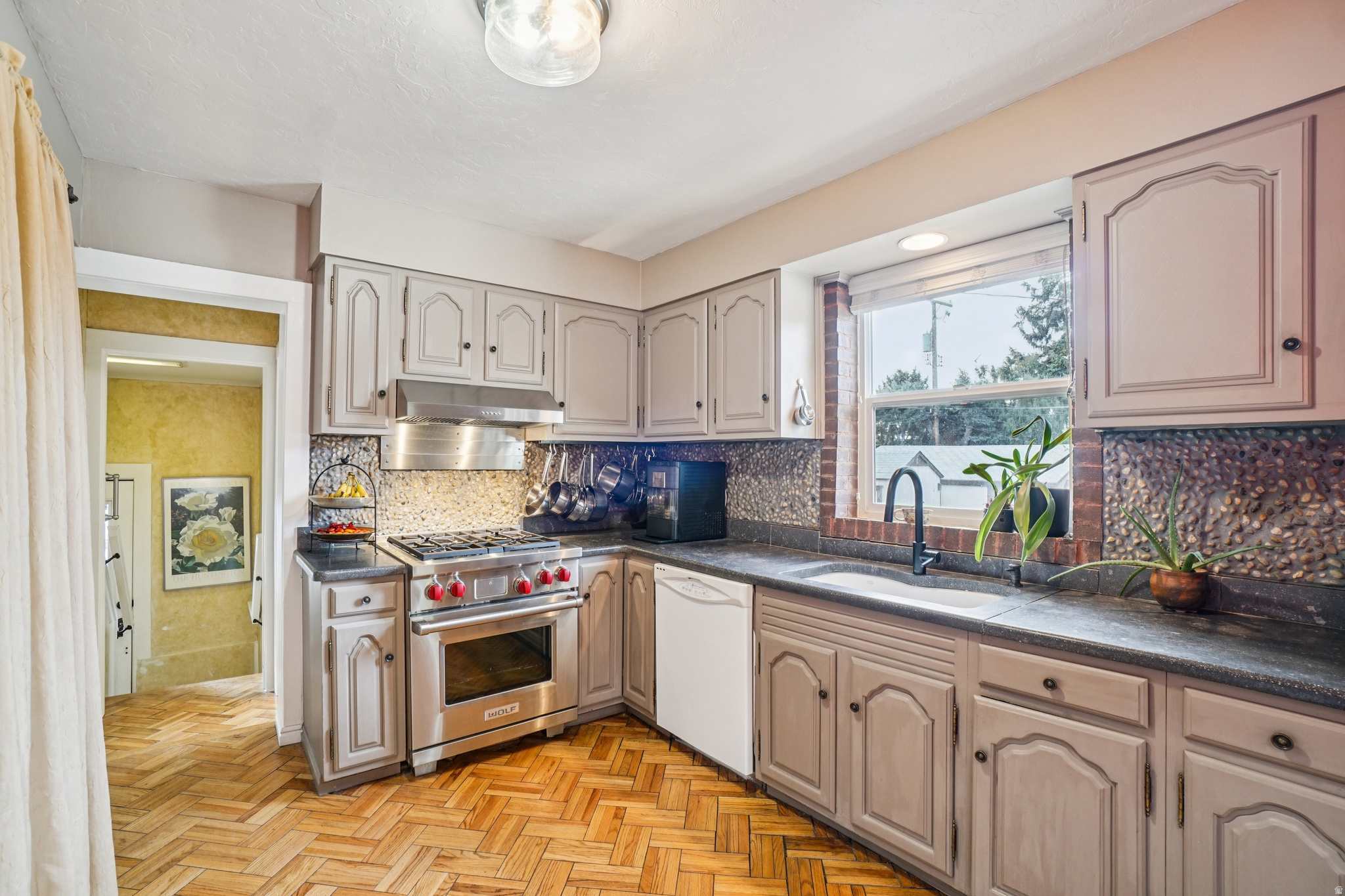 ARLINGTON HEIGHTS - Residential