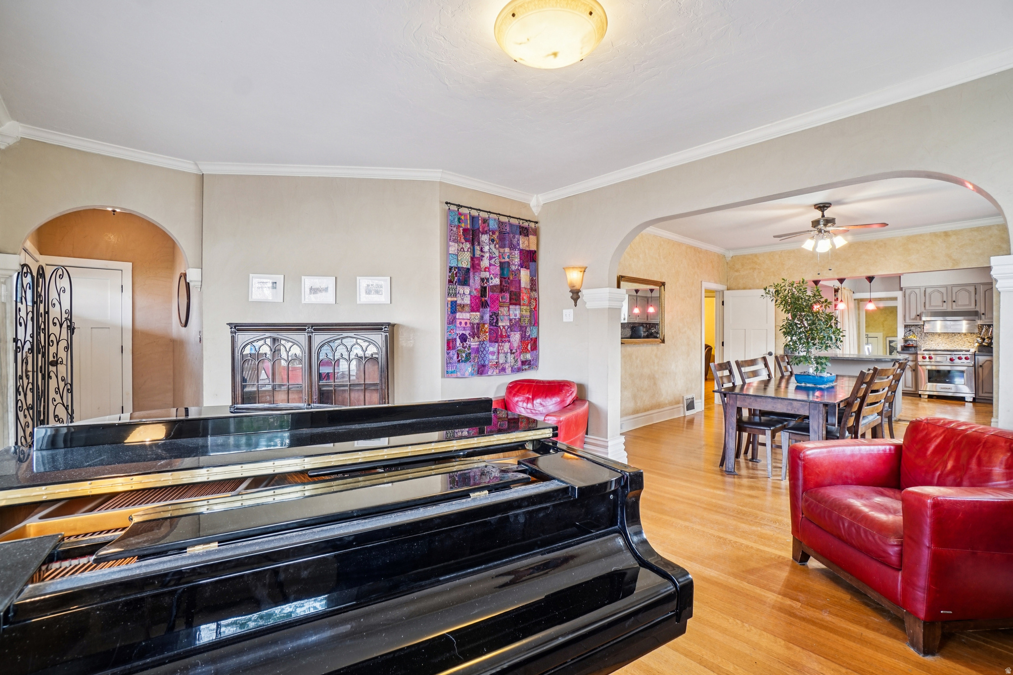 ARLINGTON HEIGHTS - Residential