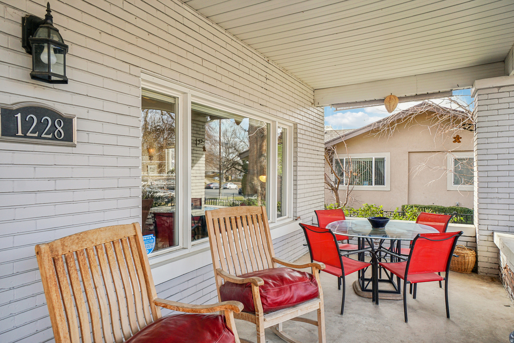 ARLINGTON HEIGHTS - Residential