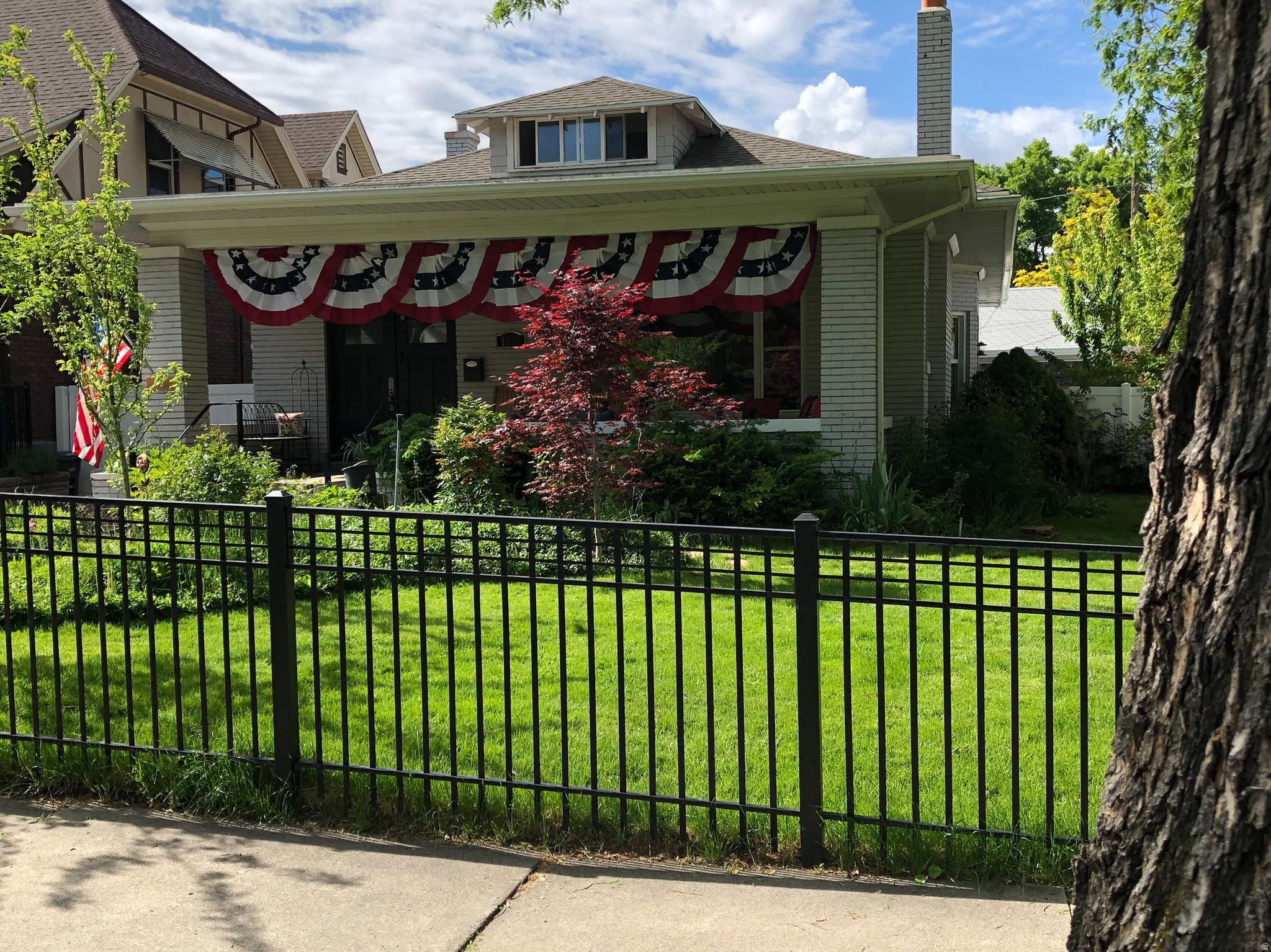 ARLINGTON HEIGHTS - Residential