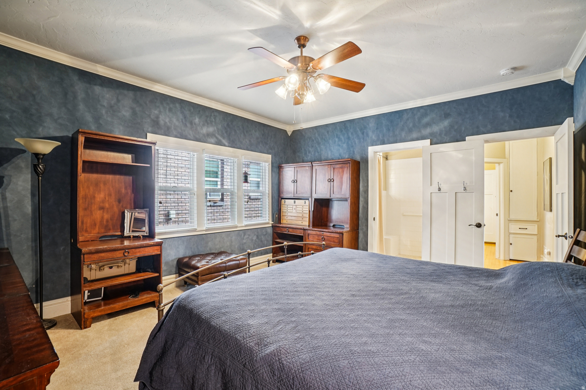 ARLINGTON HEIGHTS - Residential