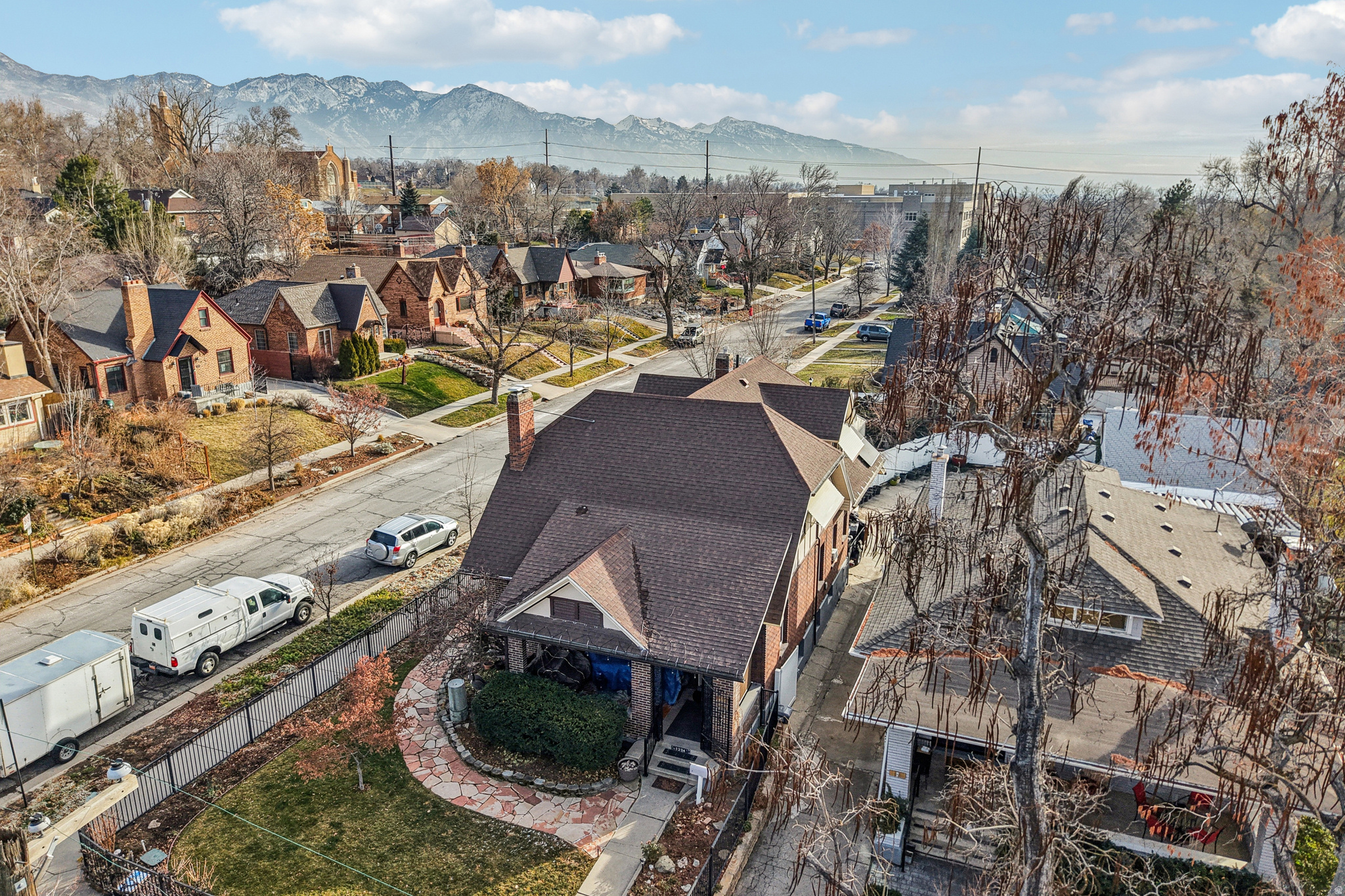 ARLINGTON HEIGHTS - Residential