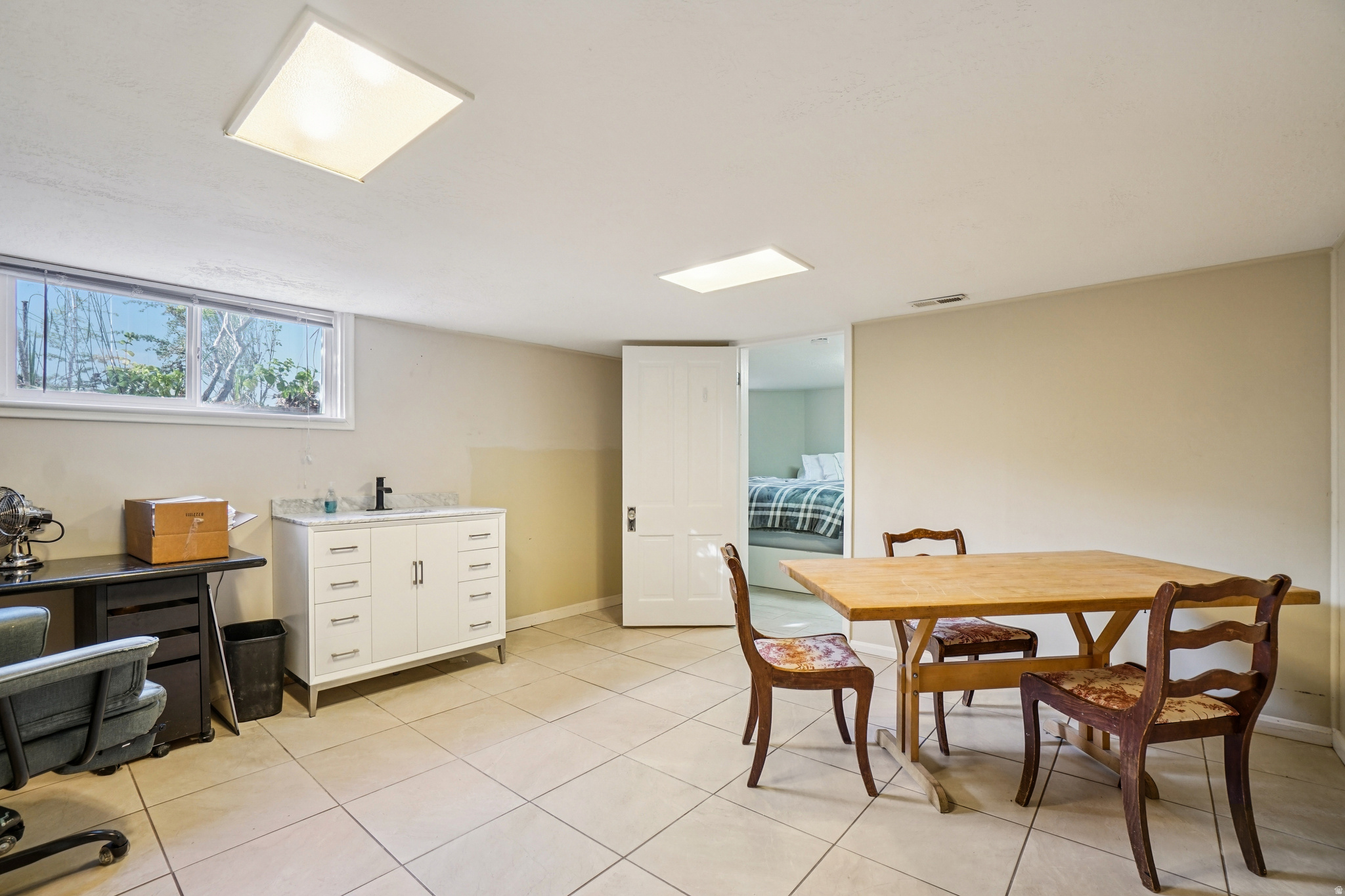 ARLINGTON HEIGHTS - Residential