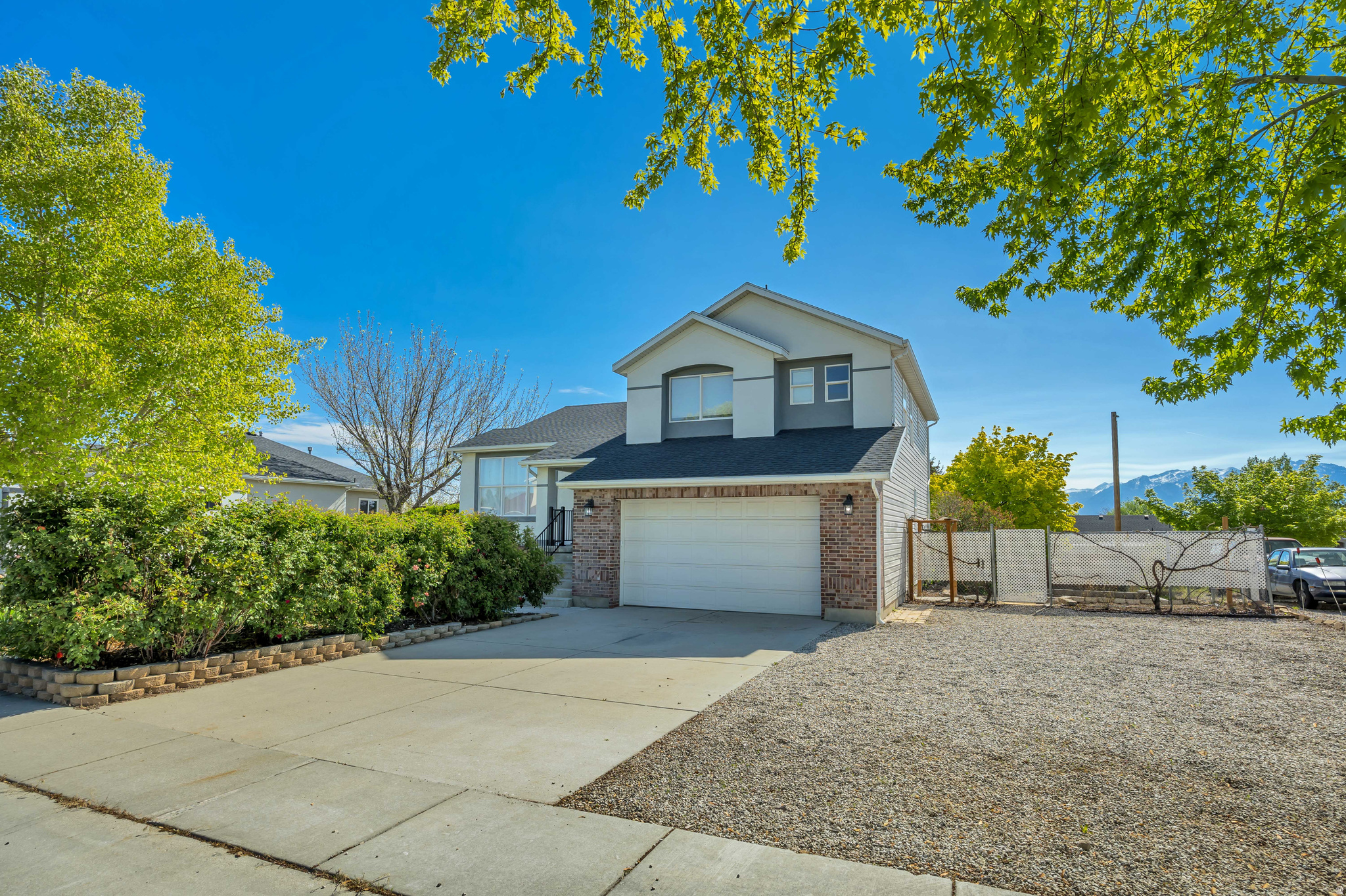 MOUNTAIN VISTA - Residential