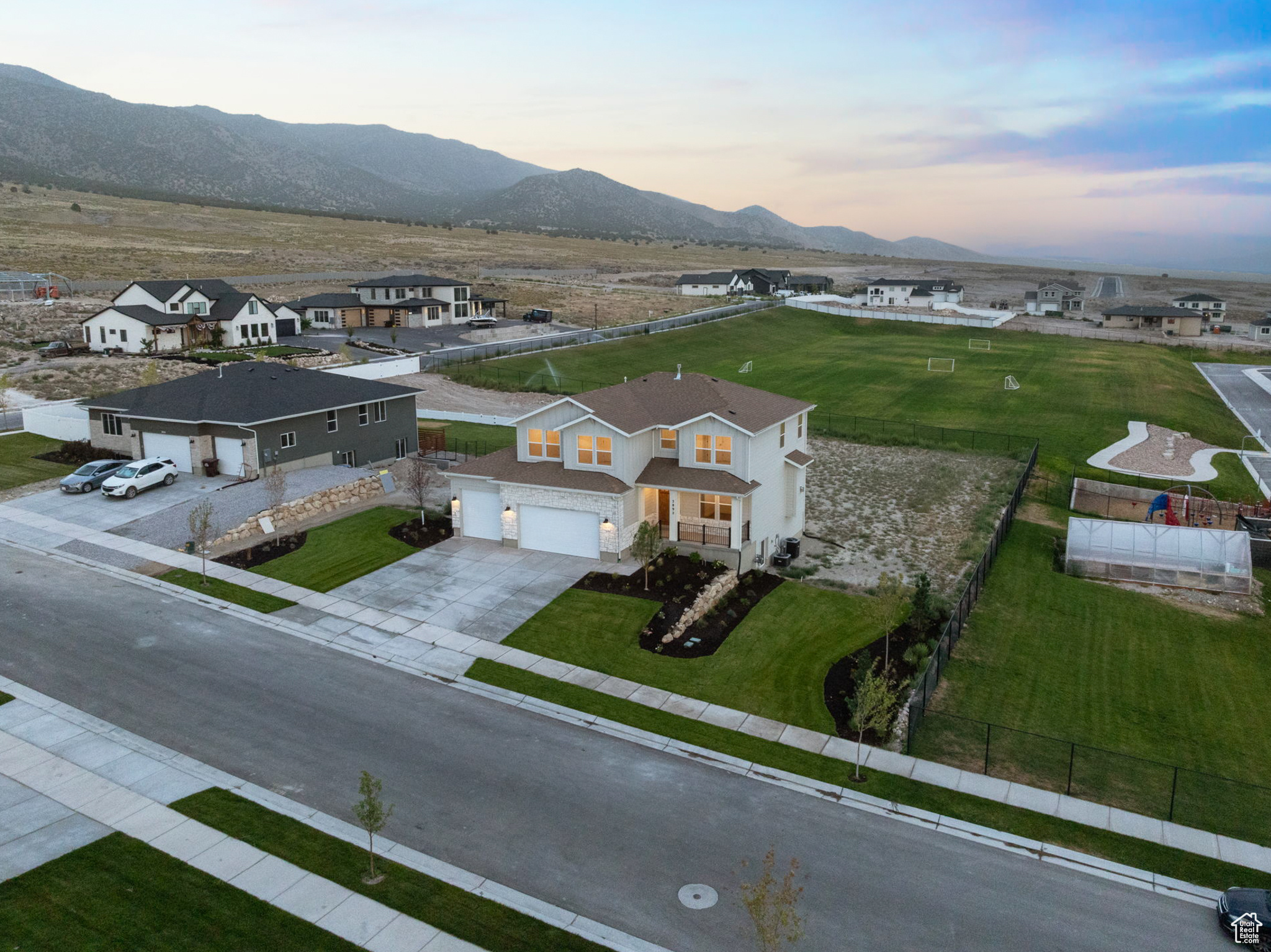 SCARLET RIDGE - Residential