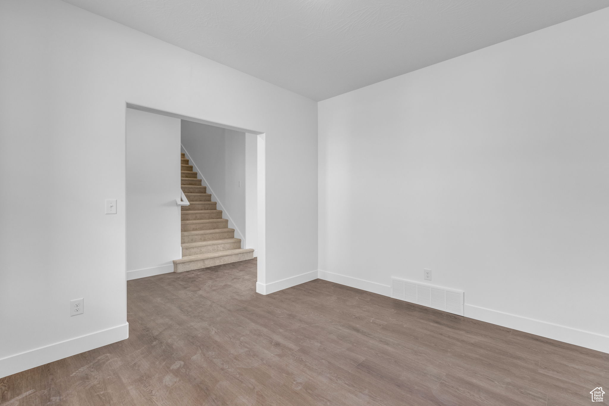 SCARLET RIDGE - Residential