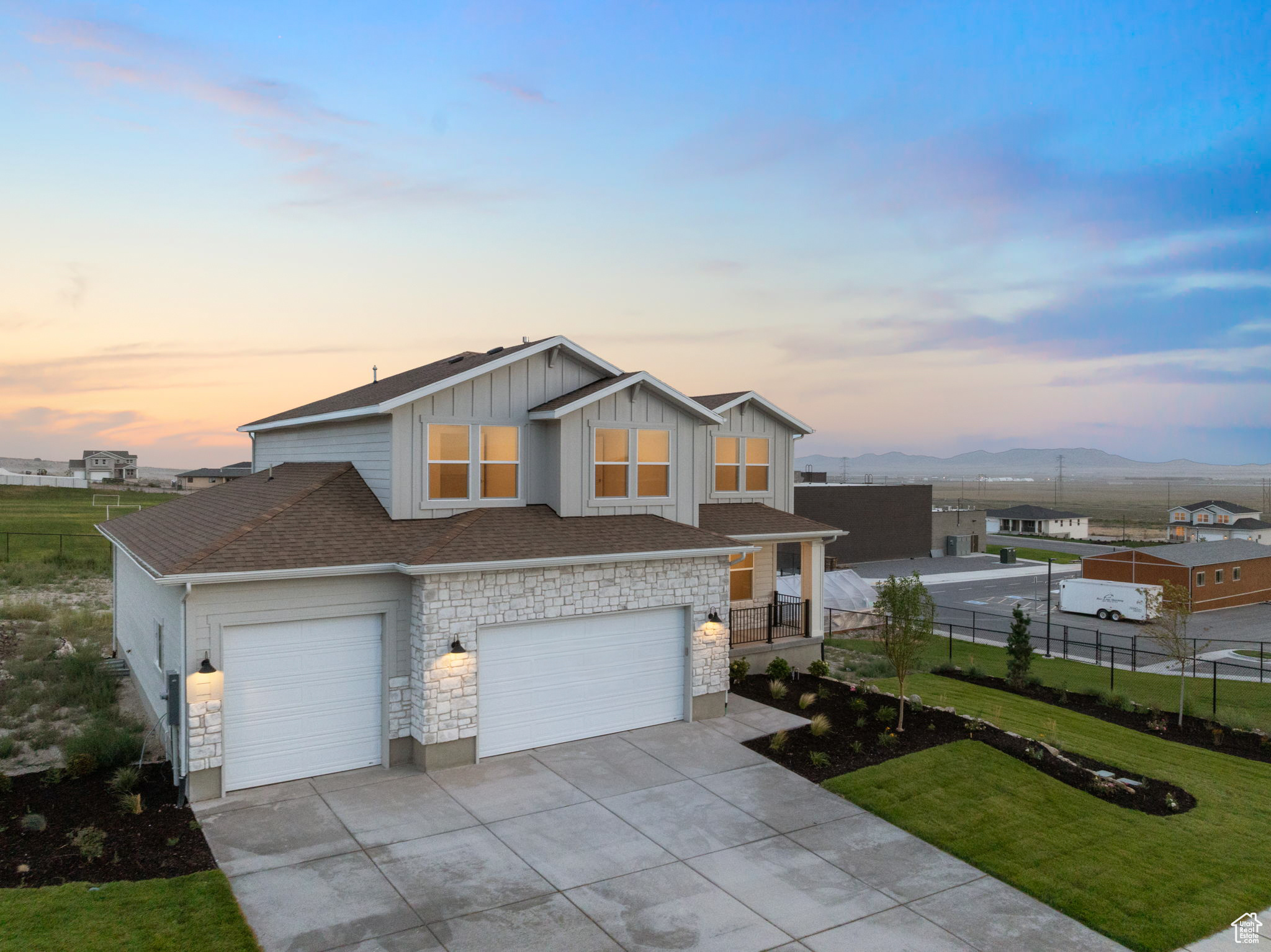 SCARLET RIDGE - Residential