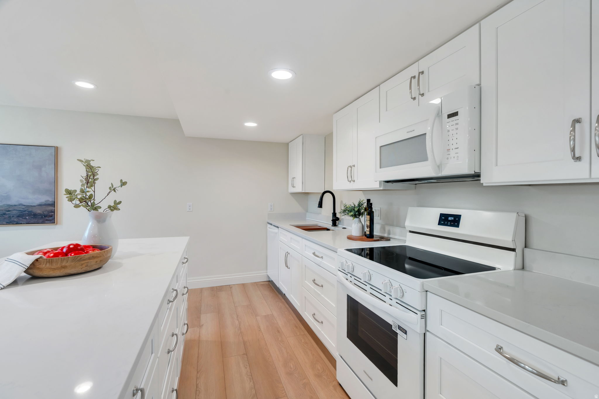 TEMPLE HEIGHTS EST - Residential