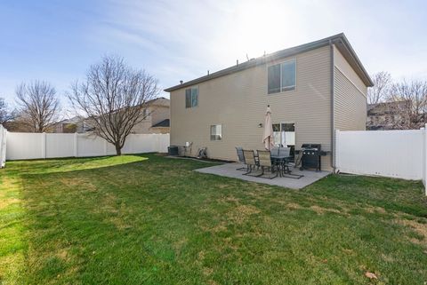 Tiny photo for 948 N 480 W, Logan, UT 84321 (MLS # 2144248)