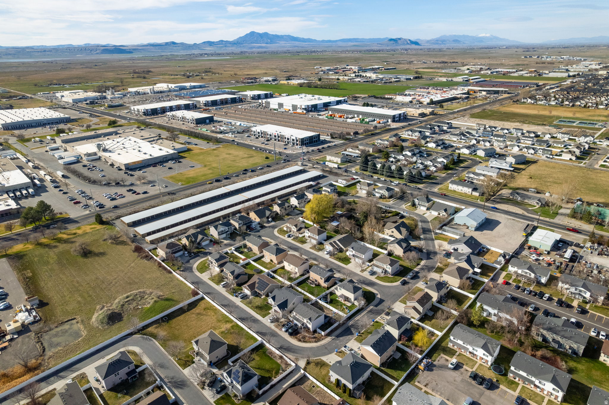 ASHBURY COURT - Residential