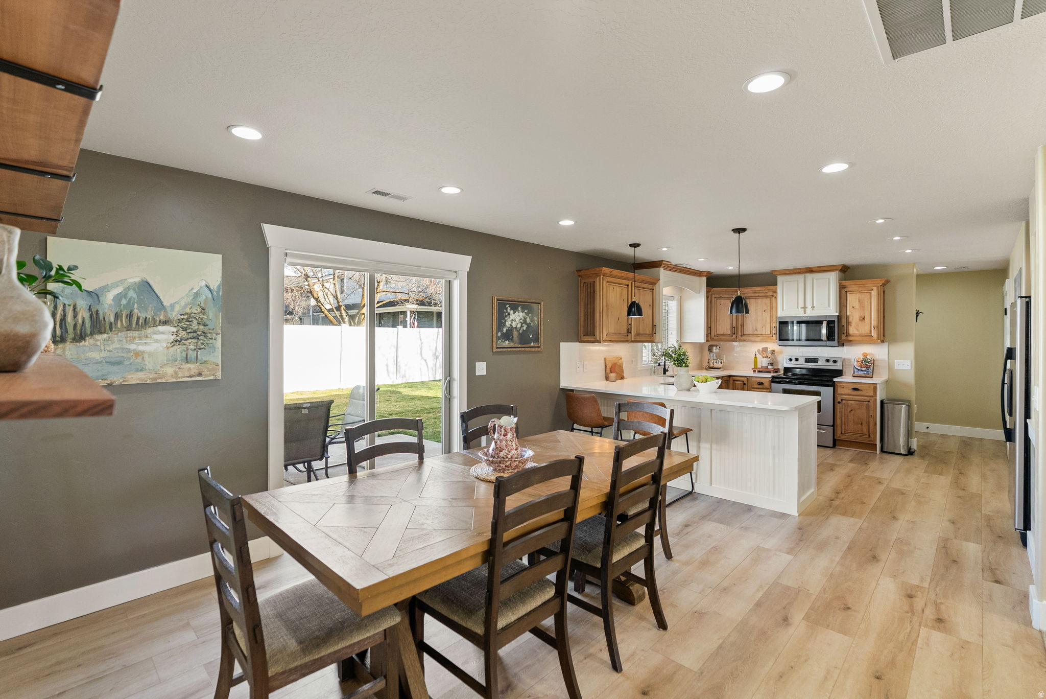 ASHBURY COURT - Residential