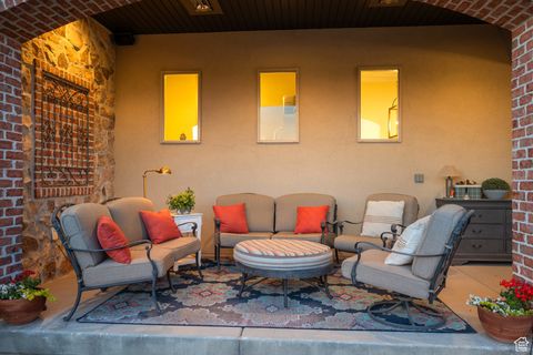 Tiny photo for 1827 S HILLCREST CIR, Mapleton, UT 84664 (MLS # 2089735)