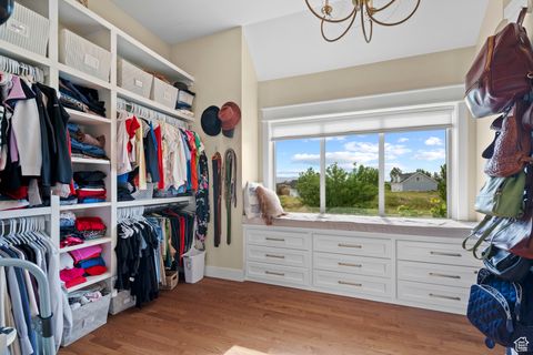 Tiny photo for 1827 S HILLCREST CIR, Mapleton, UT 84664 (MLS # 2089735)