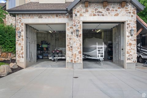 Tiny photo for 1827 S HILLCREST CIR, Mapleton, UT 84664 (MLS # 2089735)