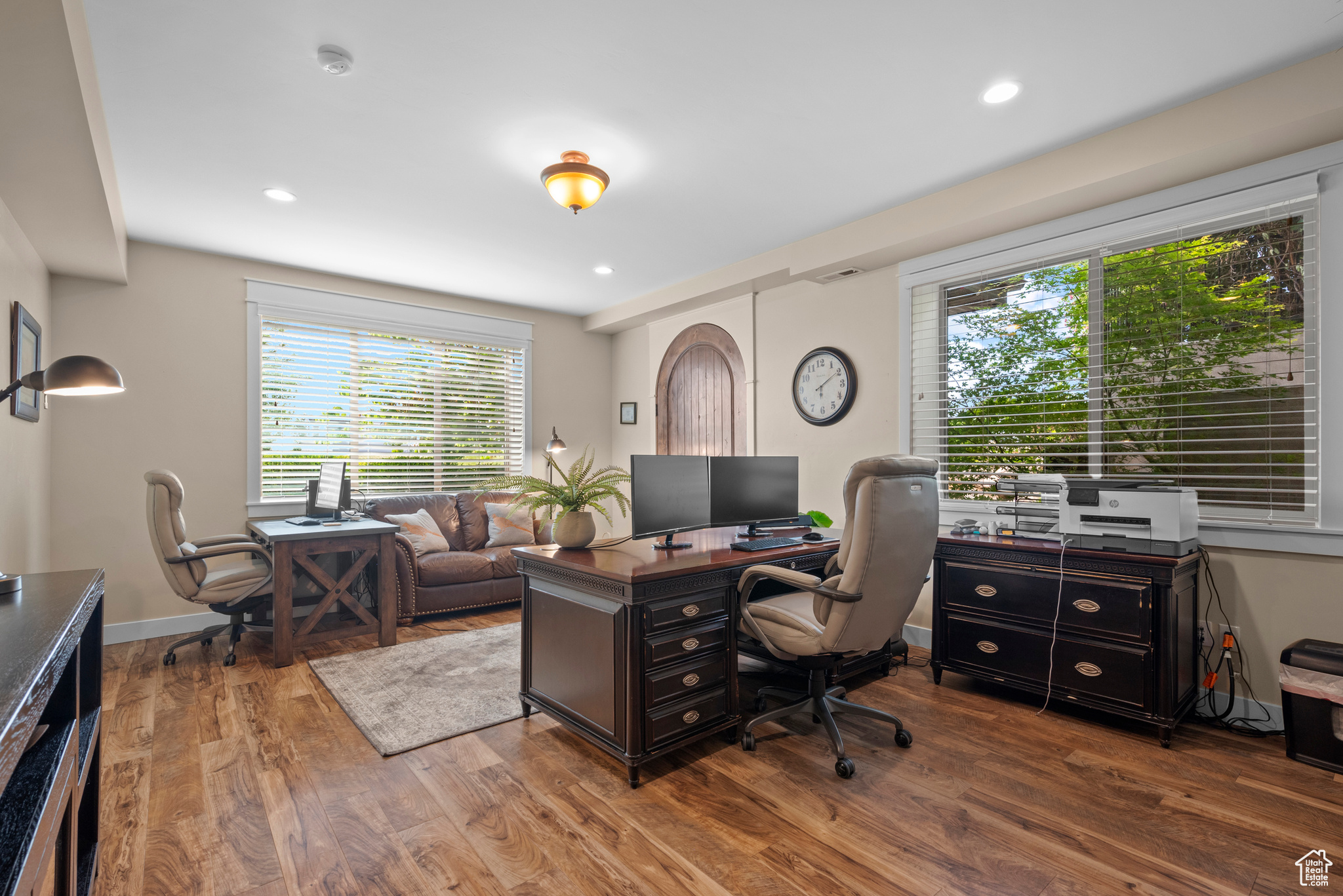HILLCREST - Residential