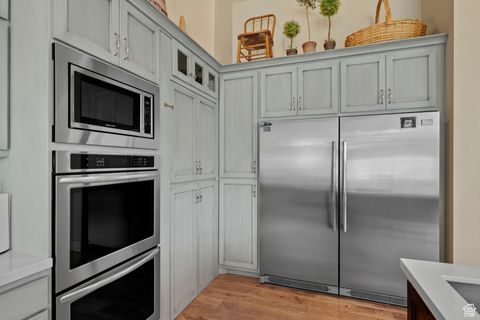 Tiny photo for 1827 S HILLCREST CIR, Mapleton, UT 84664 (MLS # 2089735)