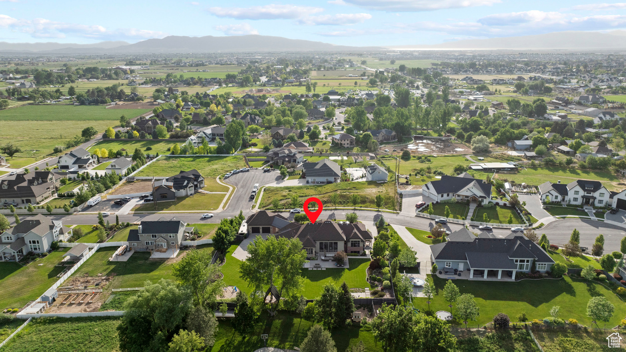 HILLCREST - Residential