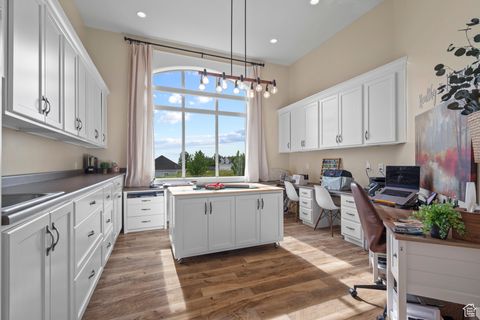 Tiny photo for 1827 S HILLCREST CIR, Mapleton, UT 84664 (MLS # 2089735)