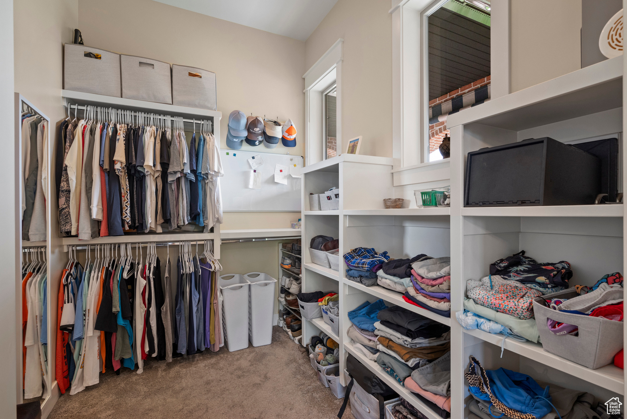 HILLCREST - Residential