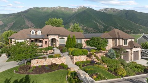 Tiny photo for 1827 S HILLCREST CIR, Mapleton, UT 84664 (MLS # 2089735)