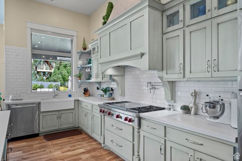 Tiny photo for 1827 S HILLCREST CIR, Mapleton, UT 84664 (MLS # 2089735)