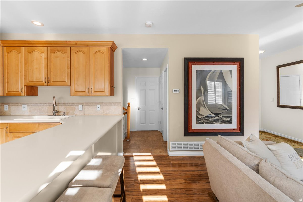 WHITE PINES - Residential