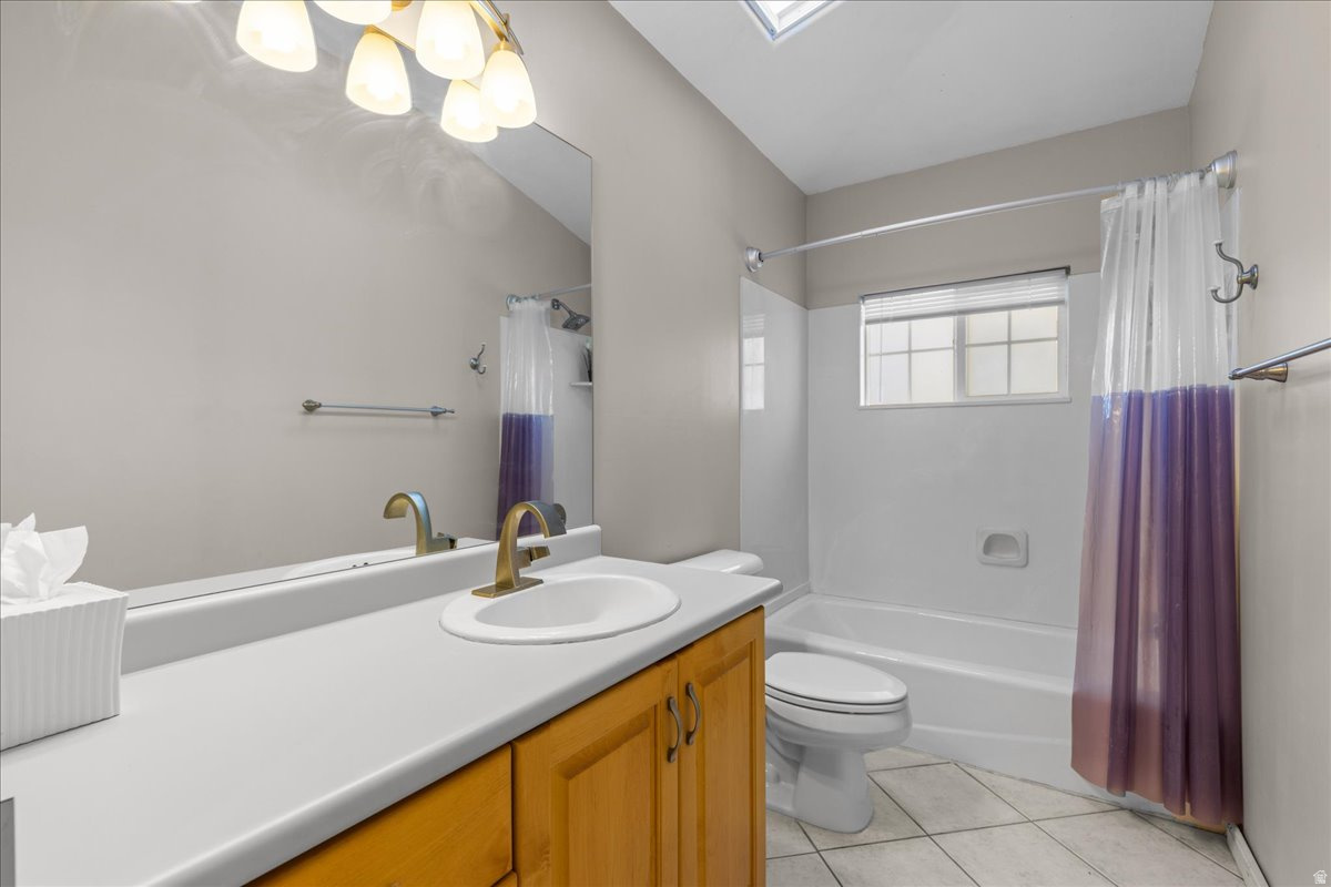 WHITE PINES - Residential