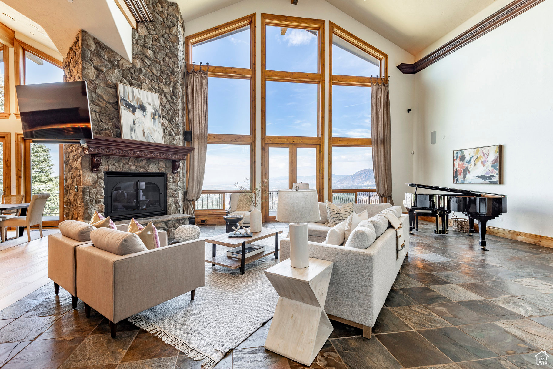 DEER RIDGE #2 AT SUN - Residential