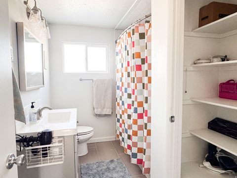 Tiny photo for 375 E 10560 S, Sandy, UT 84070 (MLS # 2138756)