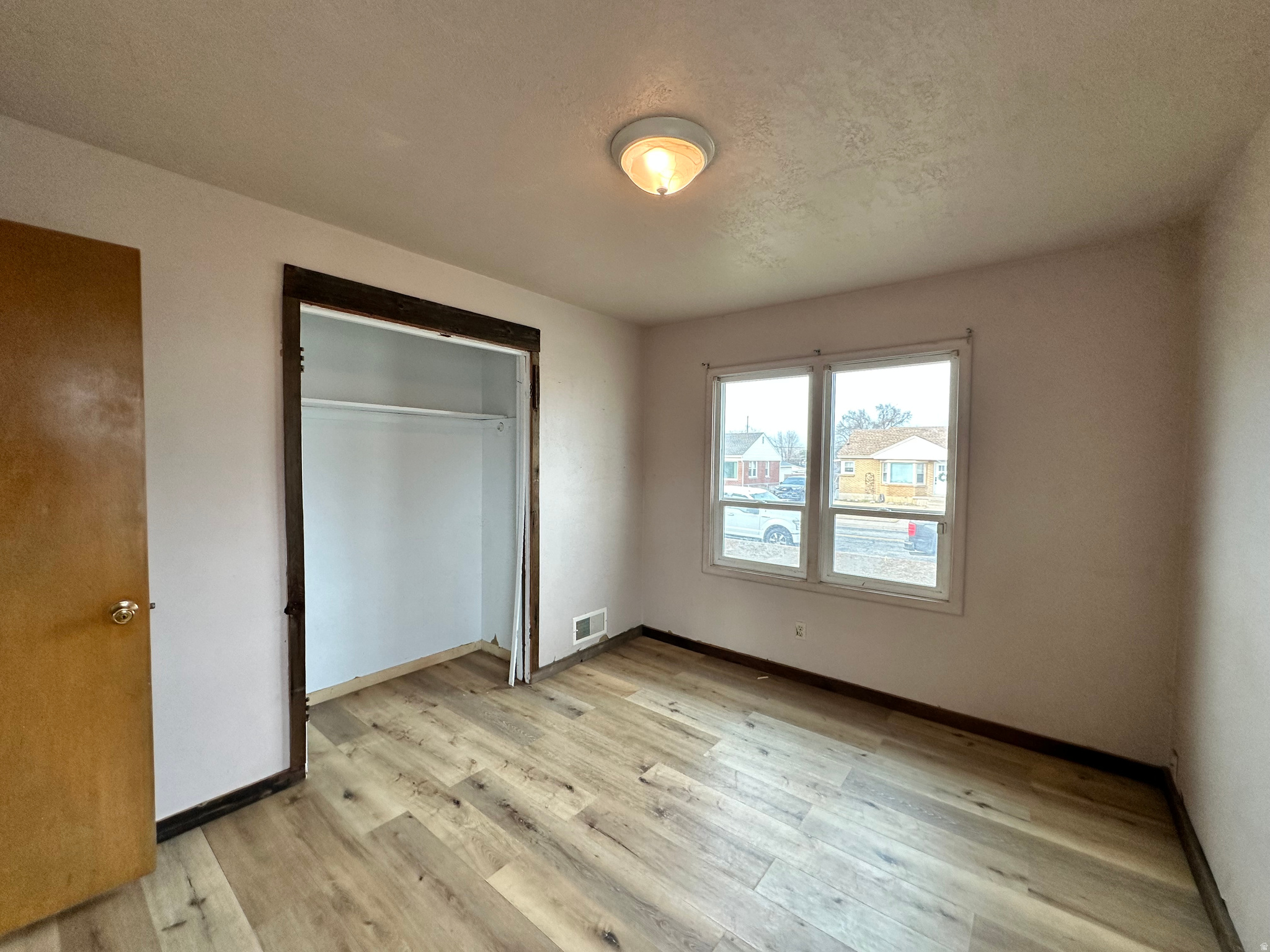 ROY PARK - Residential