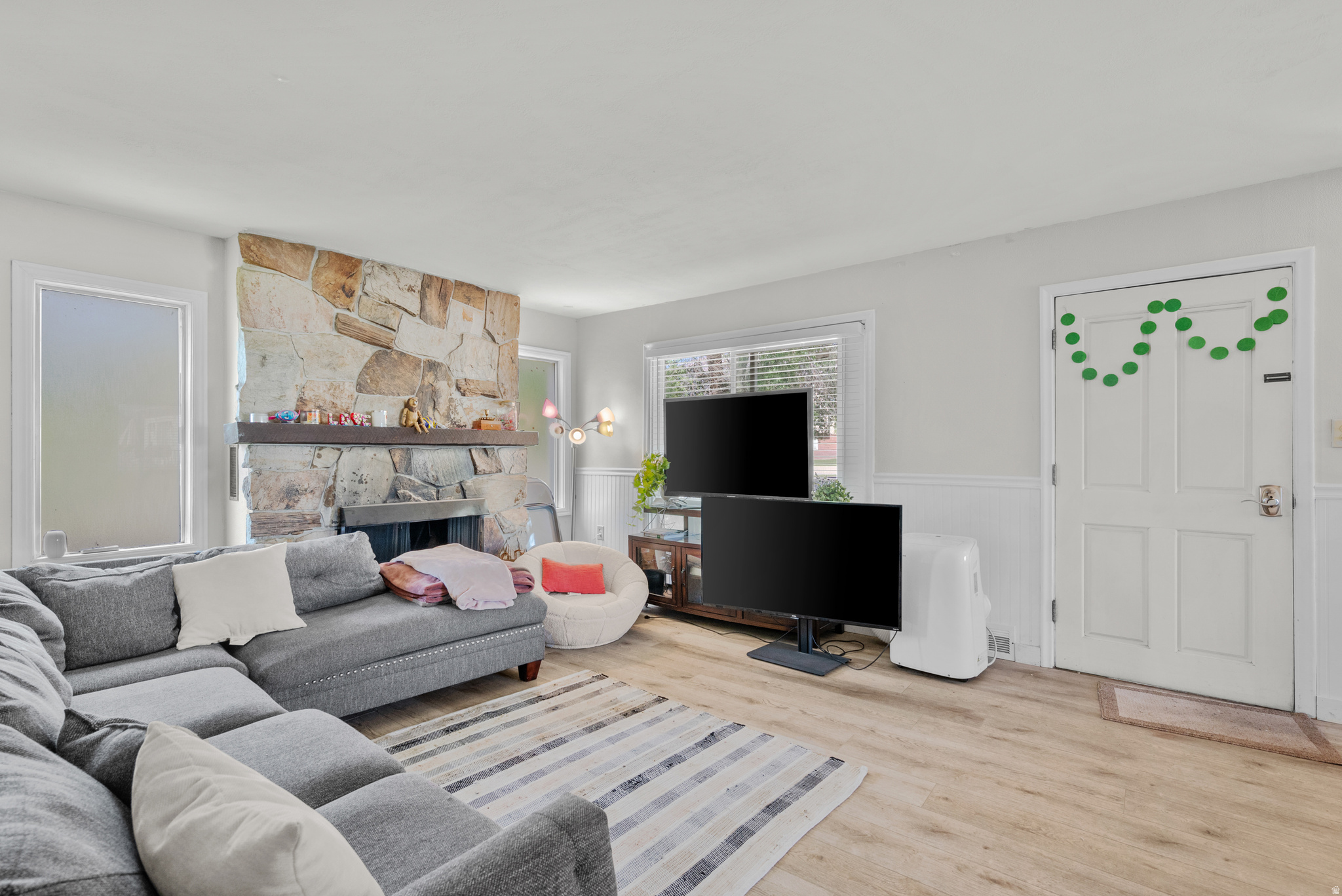 RIDERWOOD VILLAGE - Residential