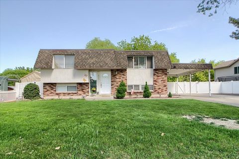 Photo of 4535 S JARRAH ST, Taylorsville, UT 84123 (MLS # 2157790)