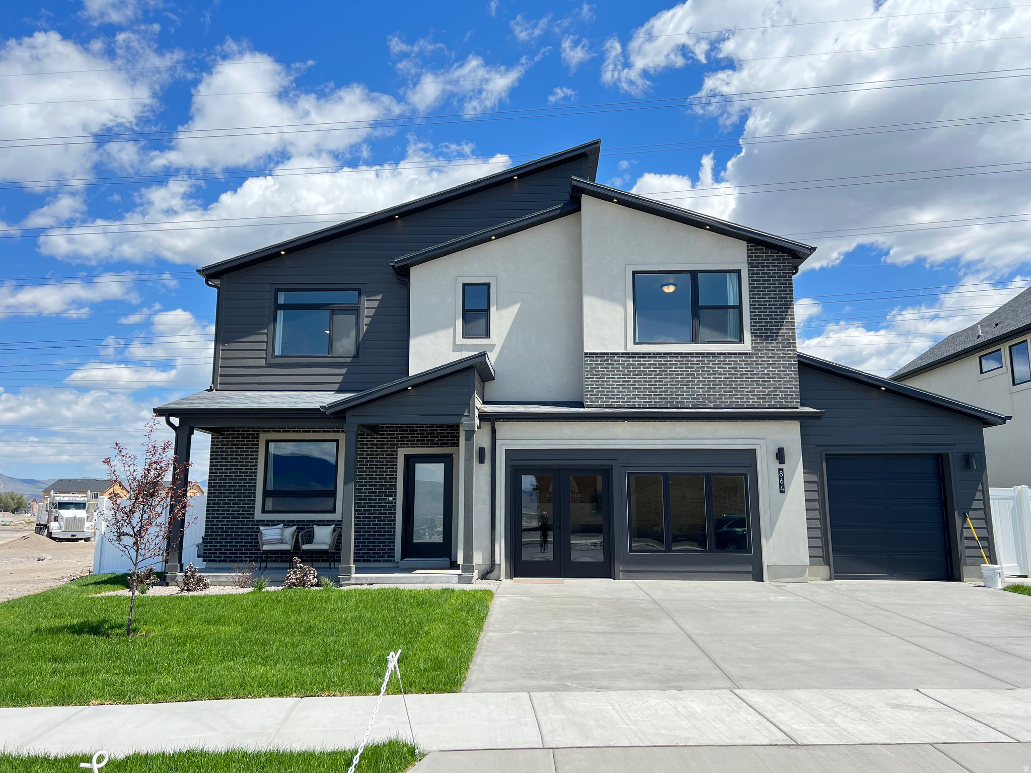 LAKEVIEW FIELDS - Residential