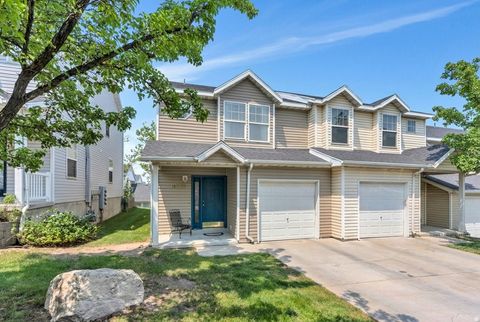 Townhouse For Sale - 14272 S Daisyfield Dr<br/> Draper, UT 84020
