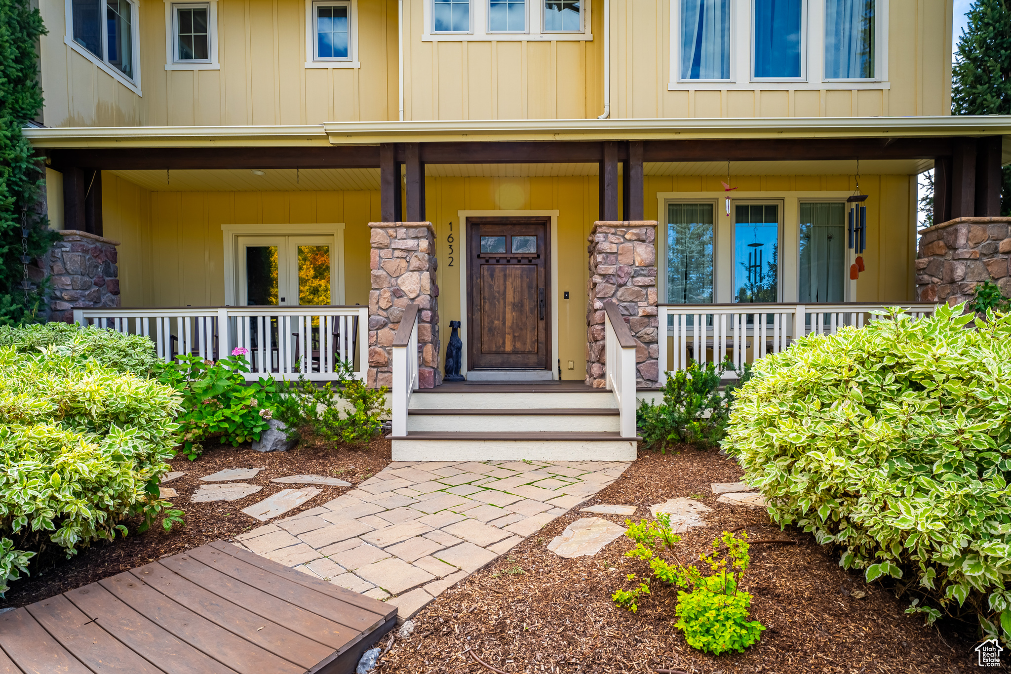 Pleasant Grove, Utah 84062, United States, 4 Bedrooms Bedrooms, ,4 BathroomsBathrooms,Residential,Pending,101232