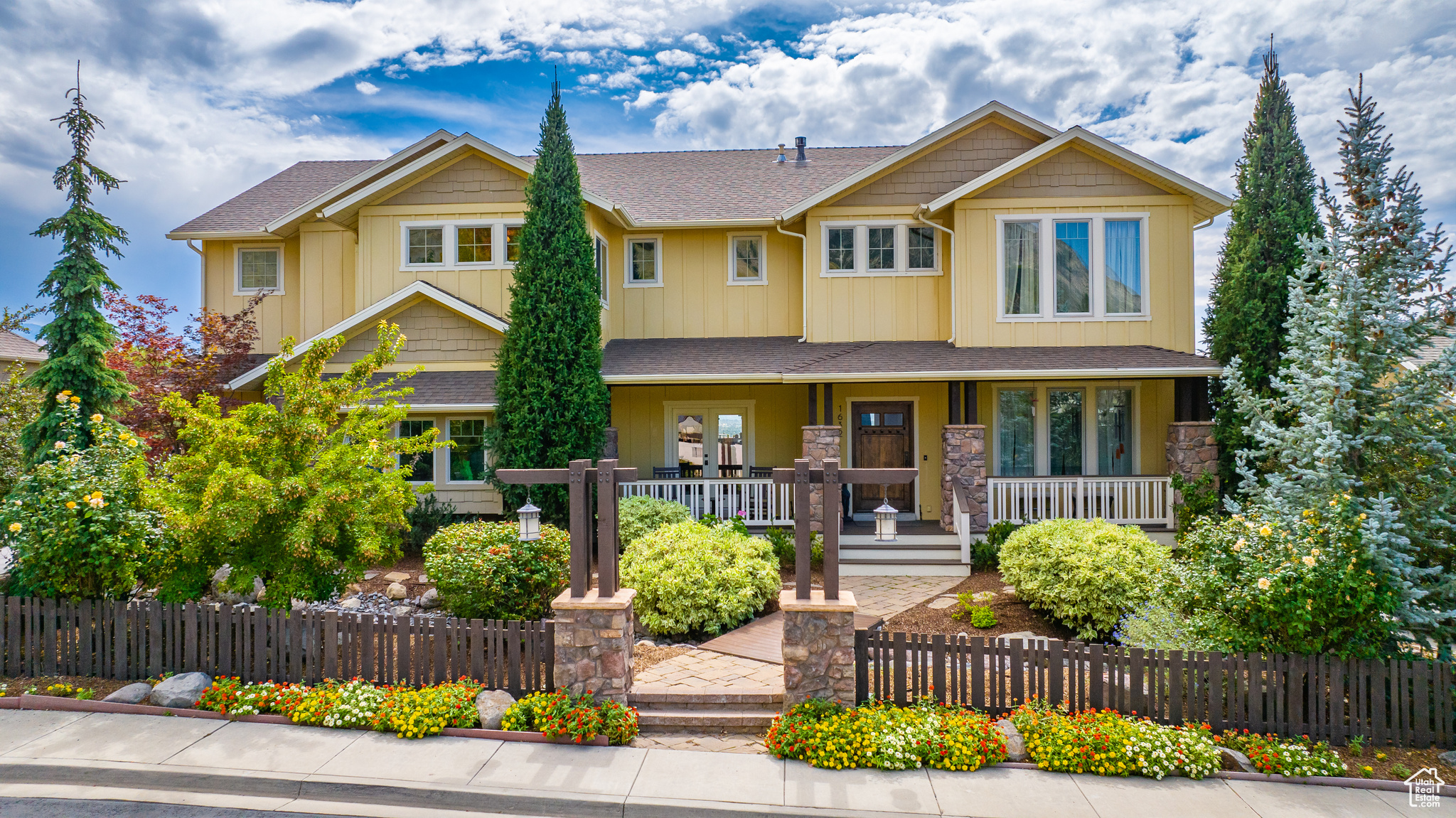 Pleasant Grove, Utah 84062, United States, 4 Bedrooms Bedrooms, ,4 BathroomsBathrooms,Residential,Pending,101232