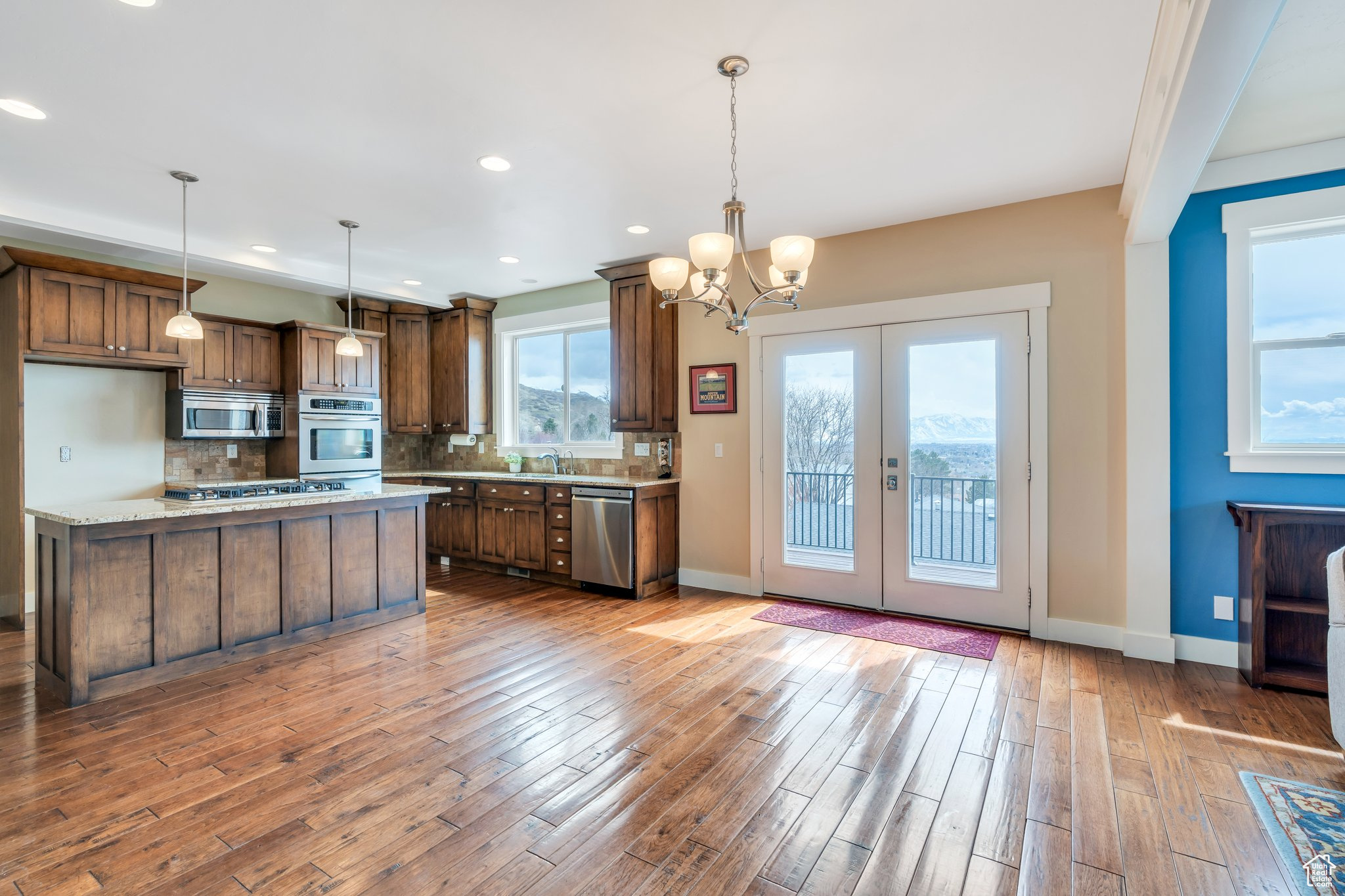 Pleasant Grove, Utah 84062, United States, 4 Bedrooms Bedrooms, ,4 BathroomsBathrooms,Residential,Pending,101232