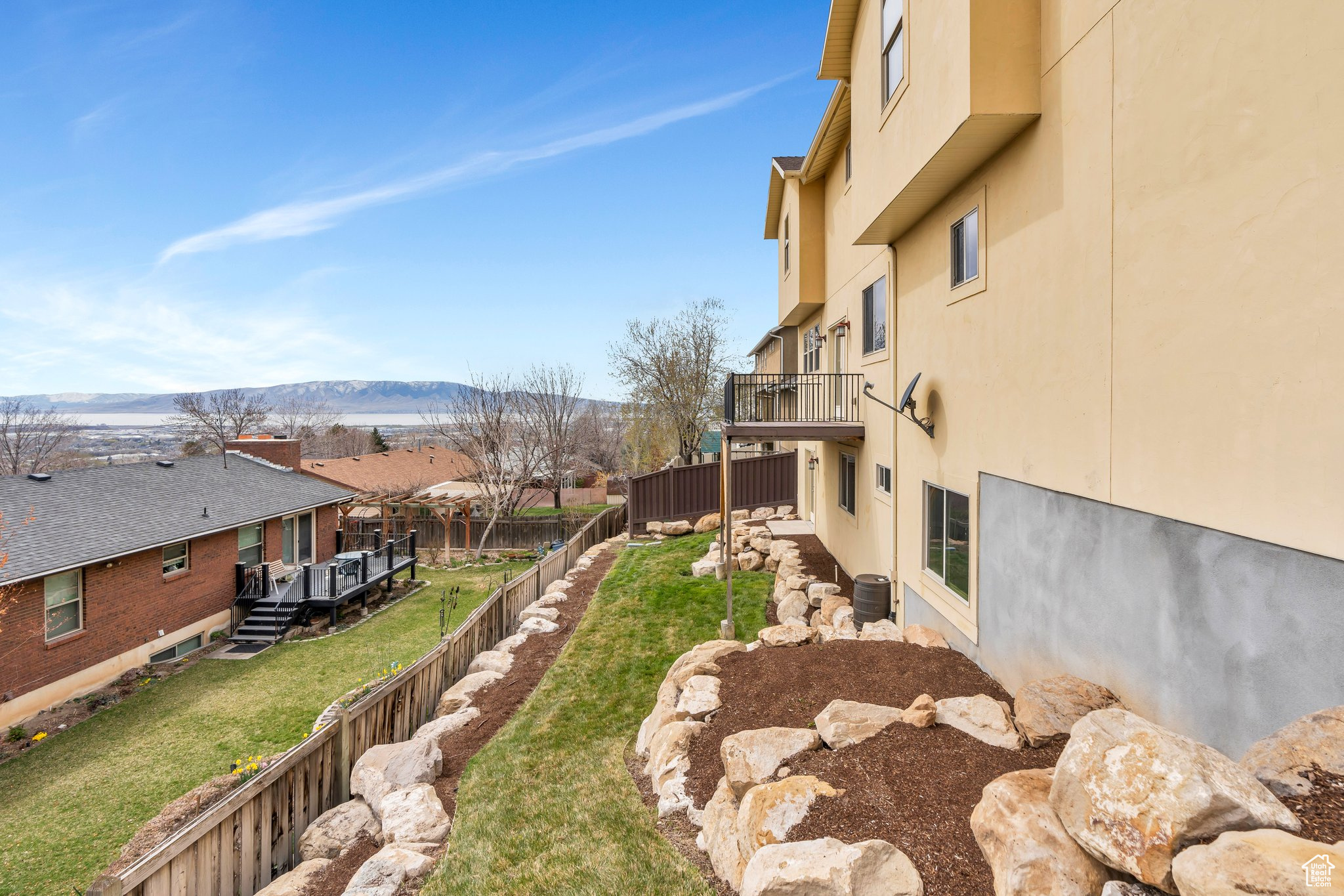 Pleasant Grove, Utah 84062, United States, 4 Bedrooms Bedrooms, ,4 BathroomsBathrooms,Residential,Pending,101232