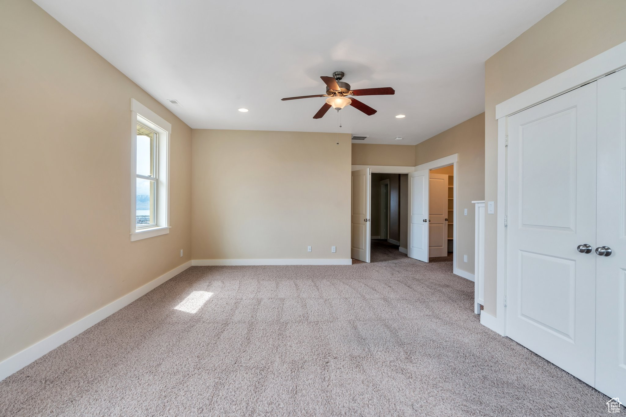 Pleasant Grove, Utah 84062, United States, 4 Bedrooms Bedrooms, ,4 BathroomsBathrooms,Residential,Pending,101232