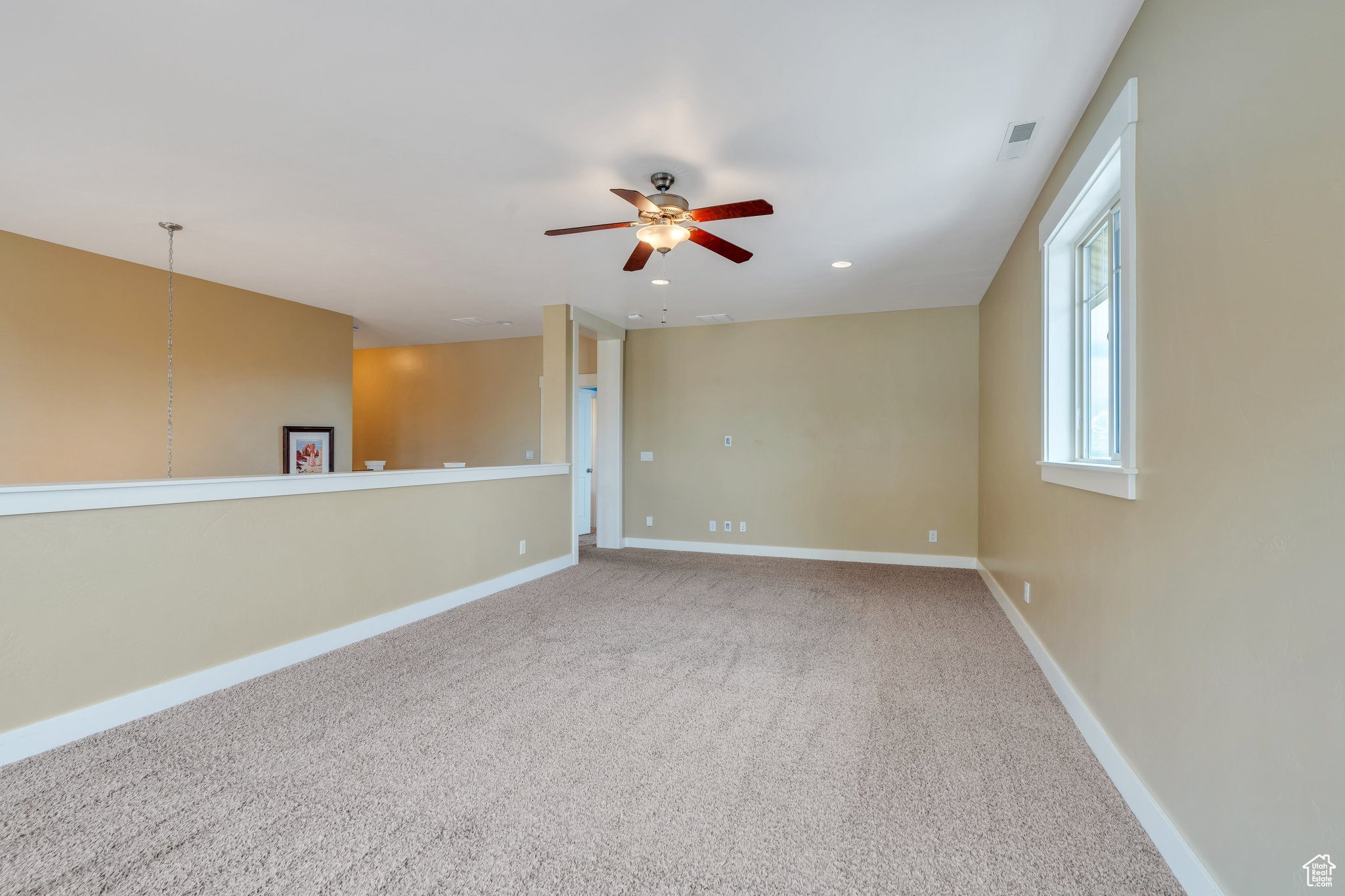 Pleasant Grove, Utah 84062, United States, 4 Bedrooms Bedrooms, ,4 BathroomsBathrooms,Residential,Pending,101232