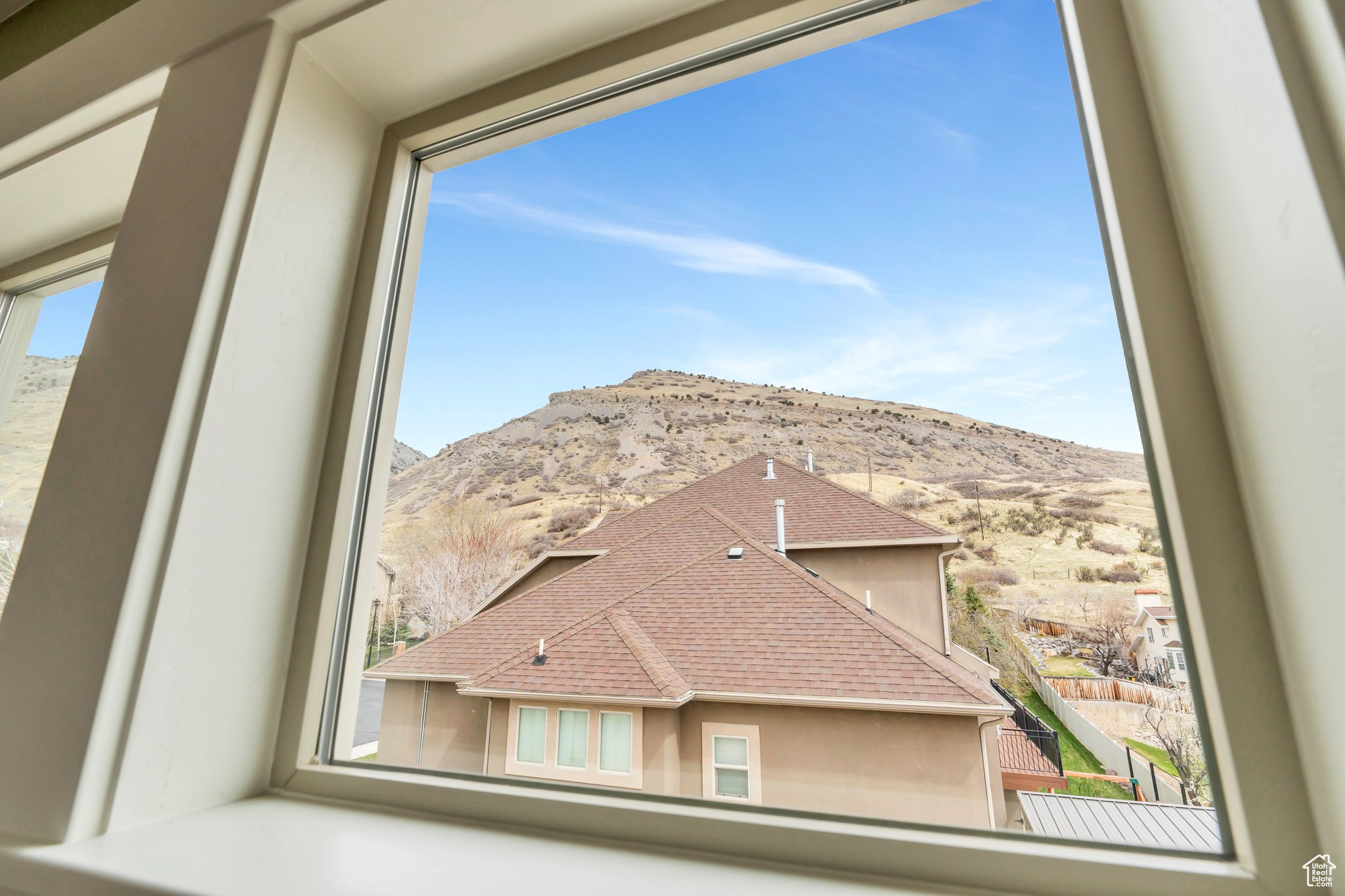 Pleasant Grove, Utah 84062, United States, 4 Bedrooms Bedrooms, ,4 BathroomsBathrooms,Residential,Pending,101232