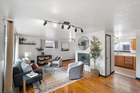 Tiny photo for 1533 S 200 E, Orem, UT 84058 (MLS # 2128126)