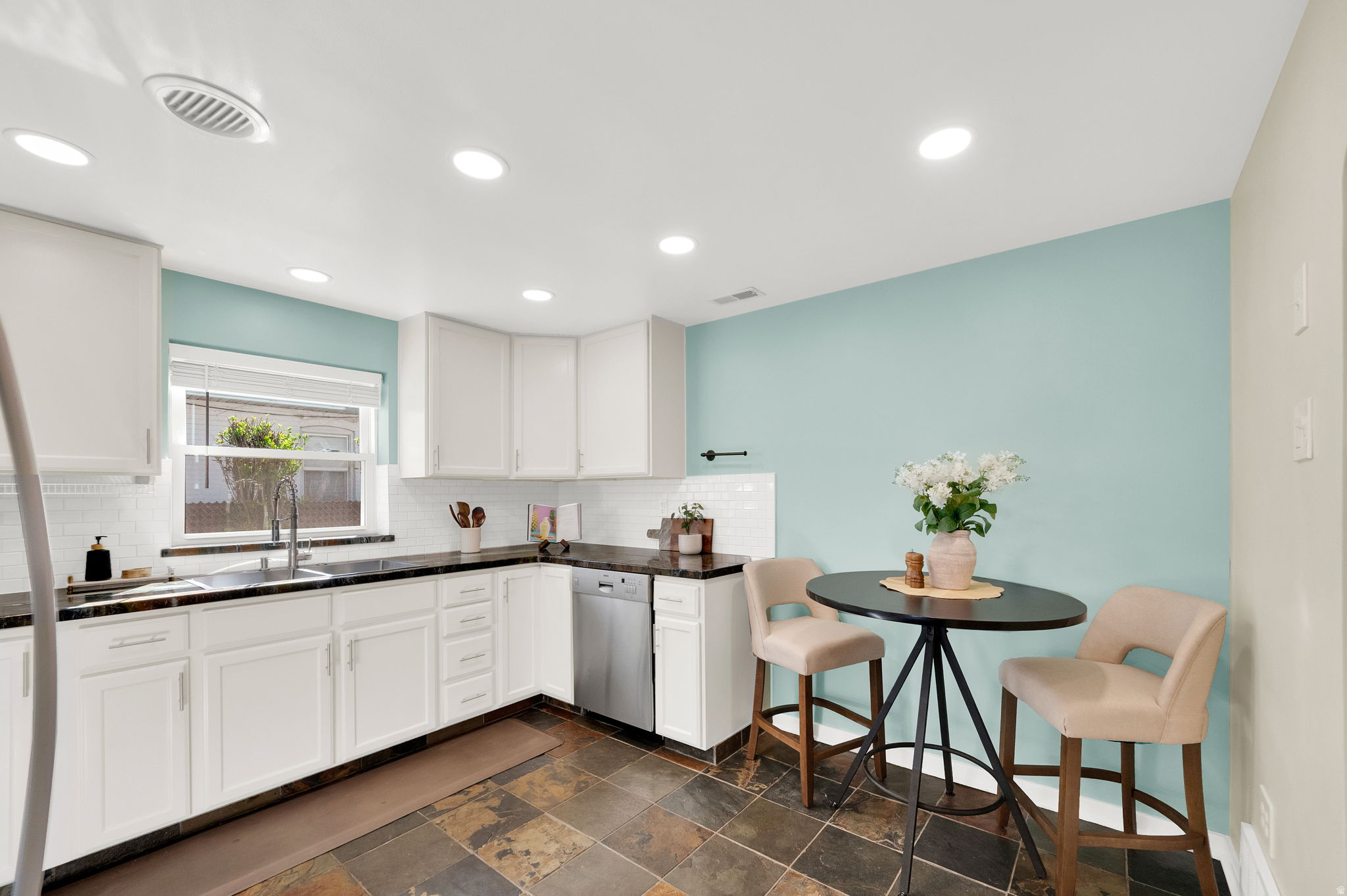 JORDAN PLACE - Residential