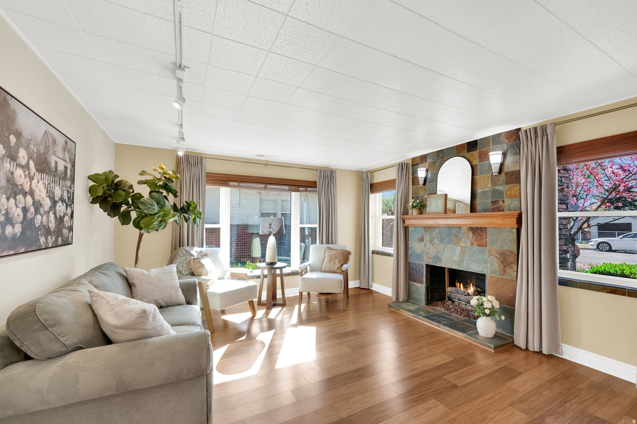 JORDAN PLACE - Residential