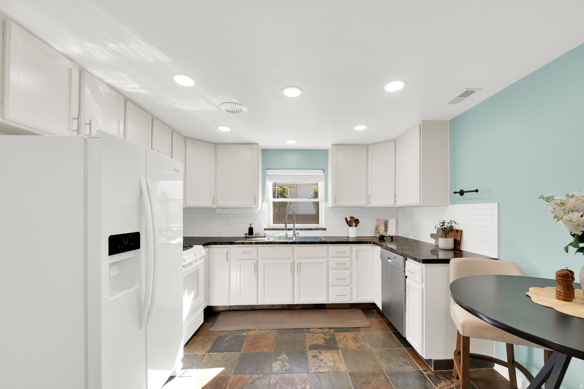 JORDAN PLACE - Residential