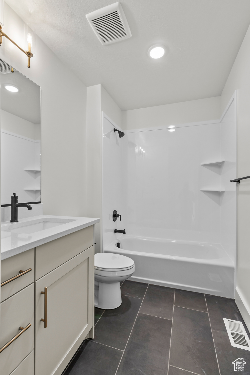 RIVER'S EDGE - Residential