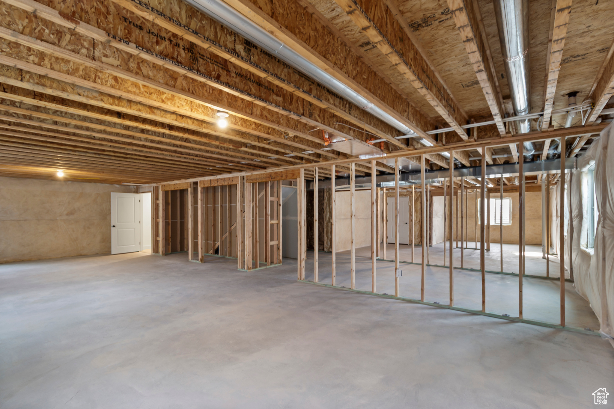 RIVER'S EDGE - Residential