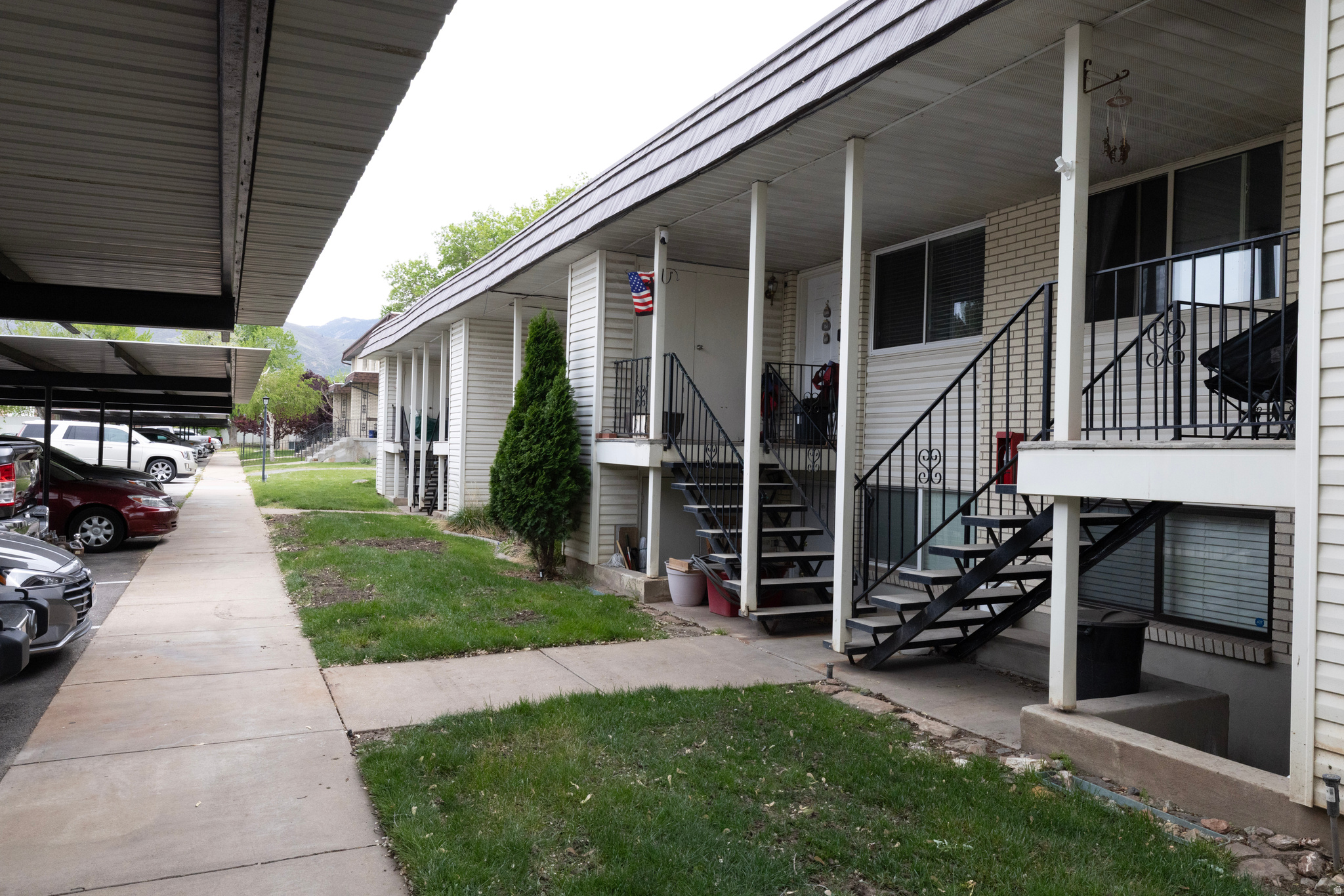 LAKEVIEW - Residential